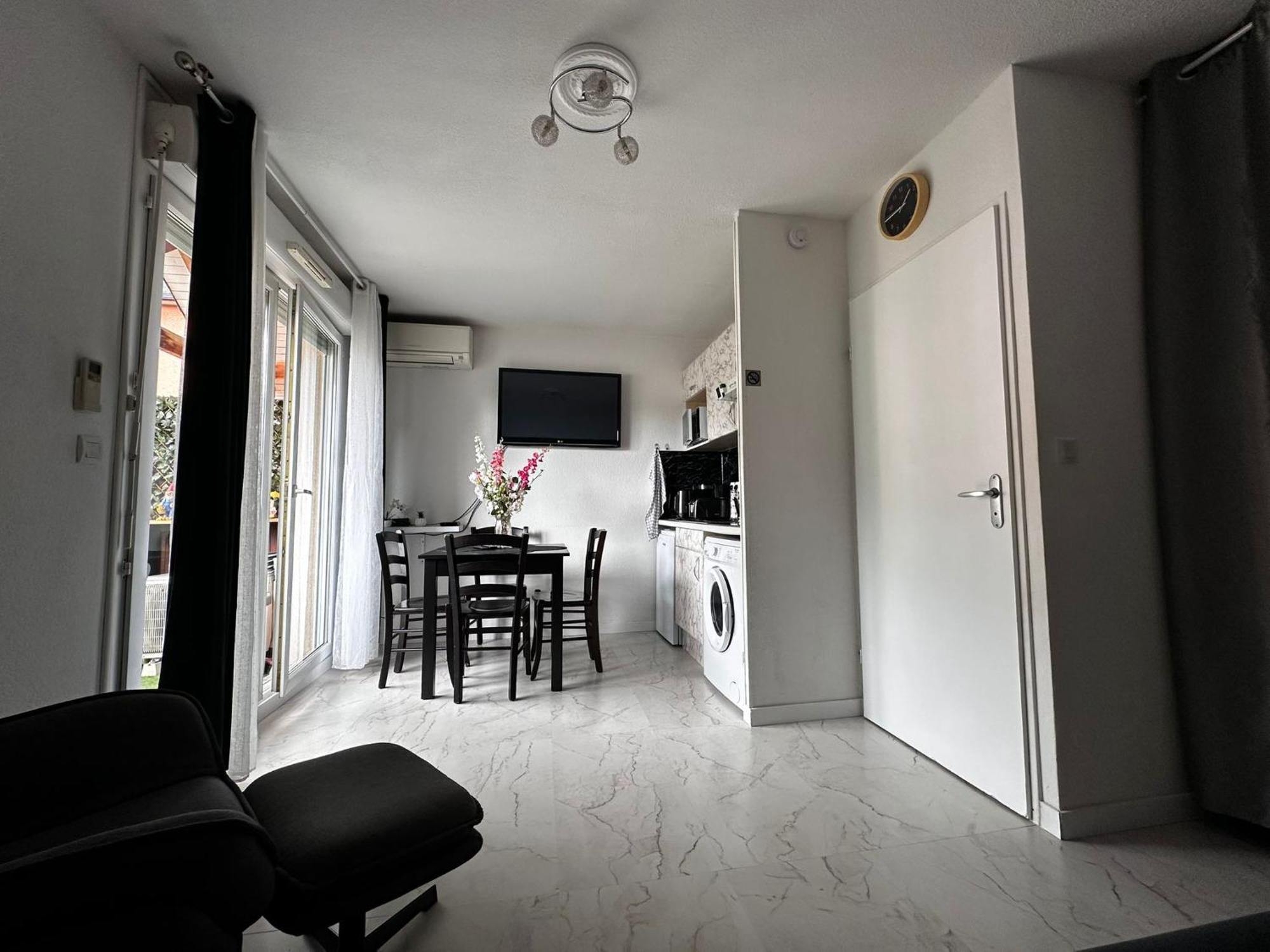 Ararat Appartement Lourdes