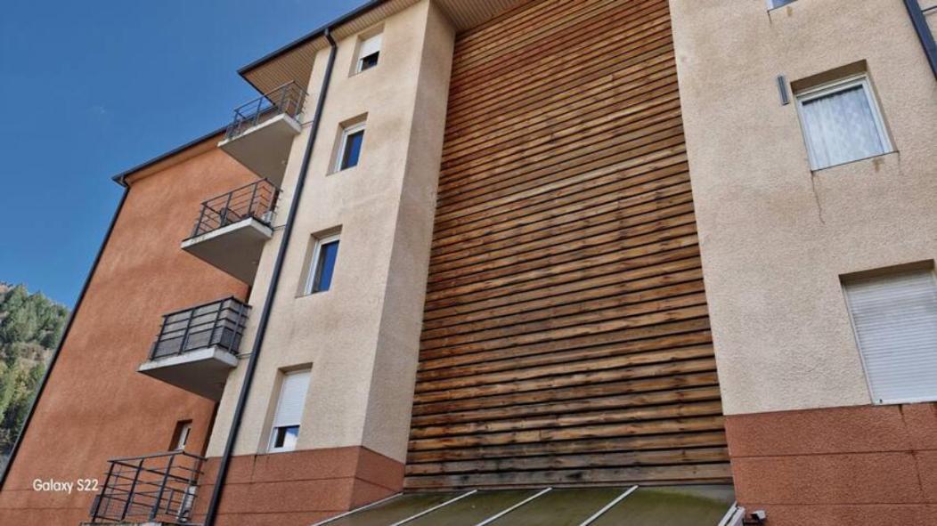 Ararat Apartment *